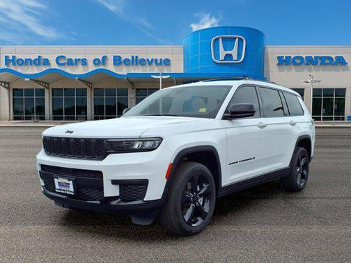 Bright White Clearcoat 2024 Jeep Grand Cherokee L Altitude
