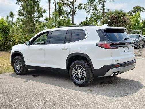 2025 GMC Acadia FWD Elevation