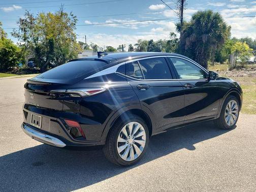 Ebony Twilight Metallic 2026 Buick Envista Avenir FWD