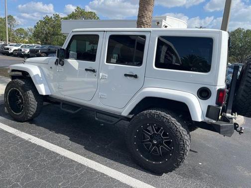 2017 Jeep Wrangler Unlimited Sahara