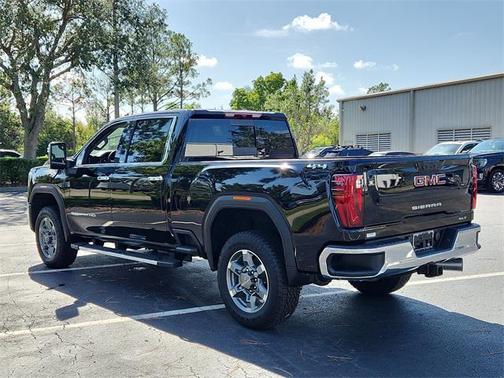2025 GMC Sierra 2500 SLT