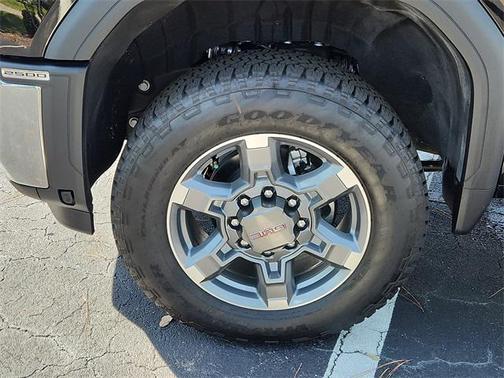 2025 GMC Sierra 2500 SLT