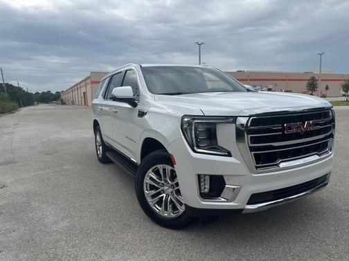 2023 GMC Yukon SLT