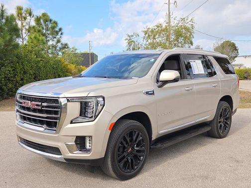 2023 GMC Yukon SLT