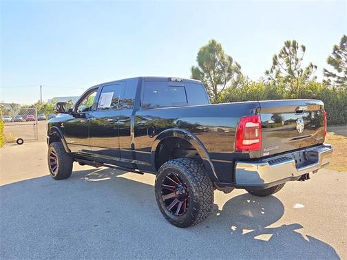 2020 RAM 2500 Laramie Mega Cab 4X4 6'4' Box