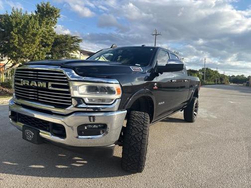 2020 RAM 2500 Laramie Mega Cab 4X4 6'4' Box