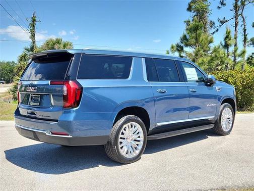 2025 GMC Yukon XL 4WD Elevation