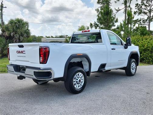 2025 GMC Sierra 2500 Base