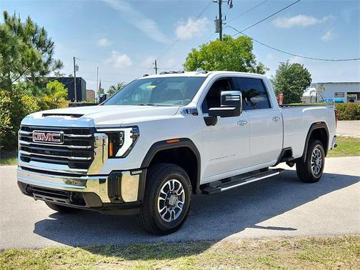 2025 GMC Sierra 2500 SLT