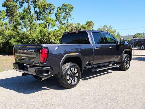Titanium 2026 GMC Sierra 2500 Denali