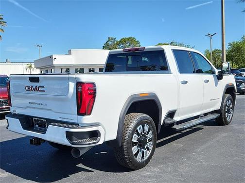 2025 GMC Sierra 2500 Denali
