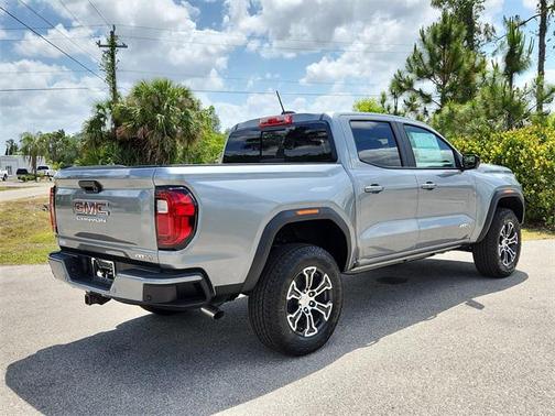 2025 GMC Canyon Base