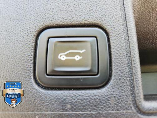 Summit White 2021 GMC Terrain SLT