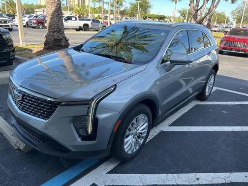 2024 Cadillac XT4 Luxury