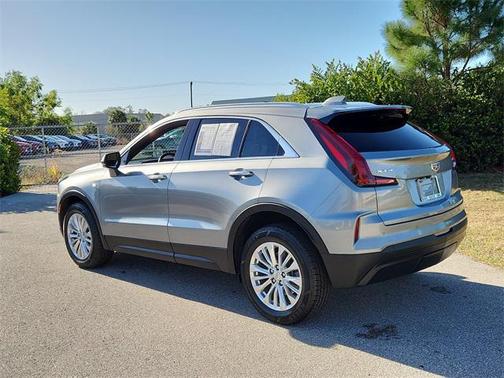 2024 Cadillac XT4 Luxury