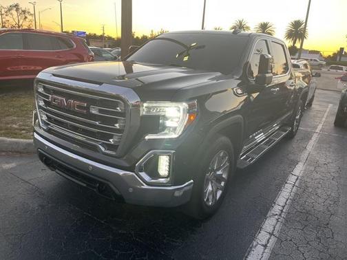 2021 GMC Sierra 1500 SLT