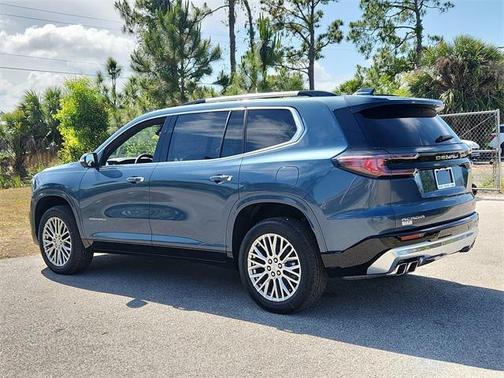 2025 GMC Acadia Denali
