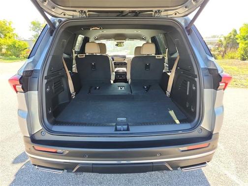 2025 Buick Enclave Preferred FWD
