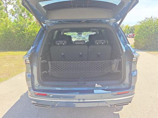 ocean blue metallic 2026 Buick Enclave Avenir