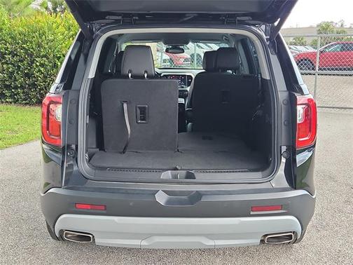 2022 GMC Acadia FWD SLT