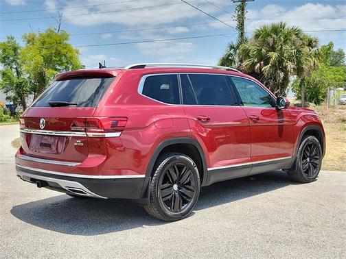 2018 Volkswagen Atlas 3.6L SEL Premium