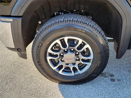 2026 GMC Sierra 2500 SLT