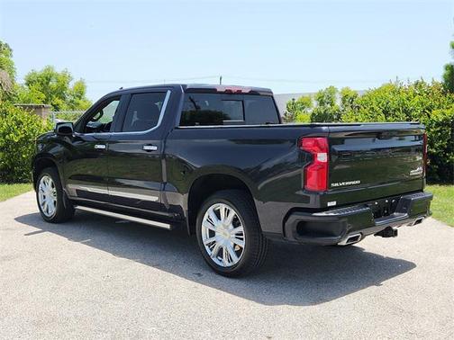 2022 Chevrolet Silverado 1500 High Country