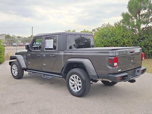 2023 Jeep Gladiator Sport S