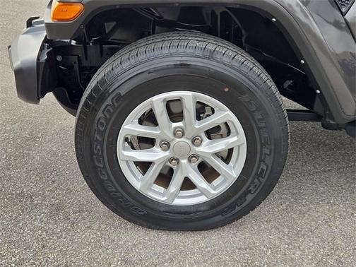 2023 Jeep Gladiator Sport S