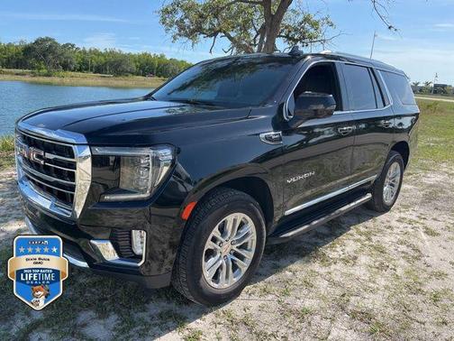 Onyx Black 2023 GMC Yukon SLT