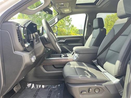 2026 GMC Sierra 2500 SLT