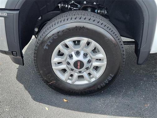 2025 GMC Sierra 2500 Base