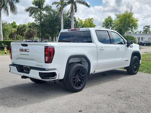 2025 GMC Sierra 1500 Elevation
