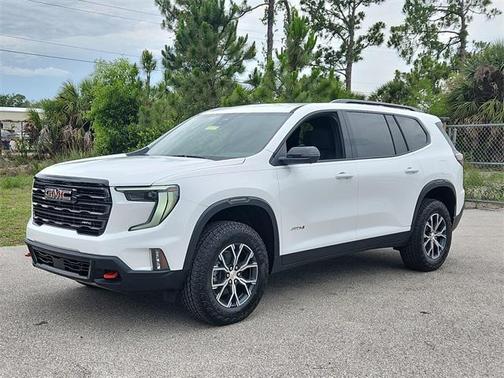 2025 GMC Acadia AWD AT4