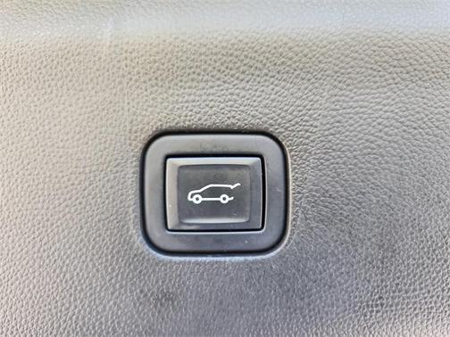 2022 Buick Enclave FWD Essence