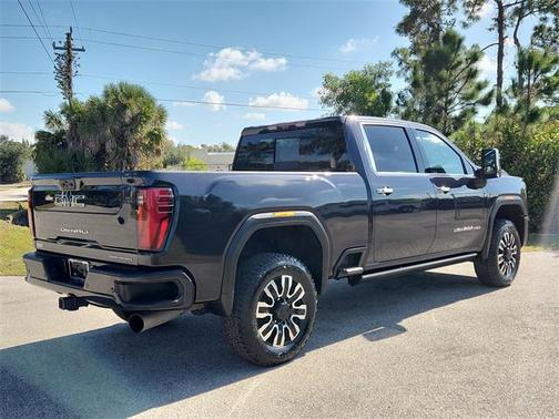 2024 GMC Sierra 2500 Denali Ultimate