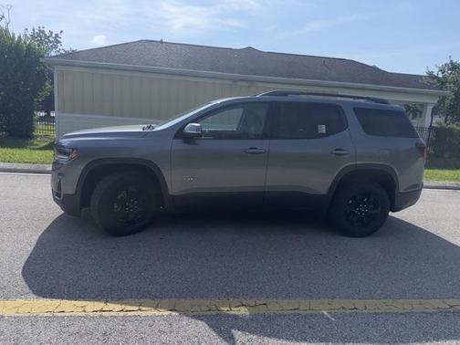 2021 GMC Acadia AWD AT4