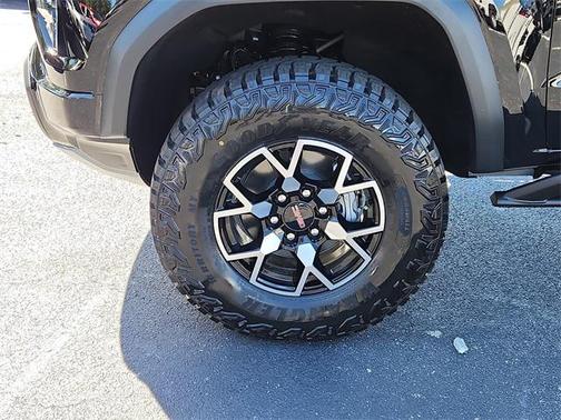 2026 GMC Canyon AT4X