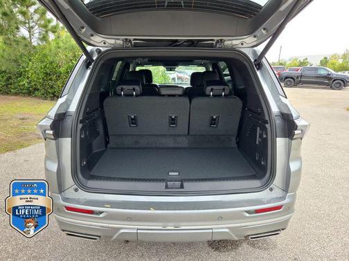 moonstone gray metallic 2026 Buick Enclave Avenir