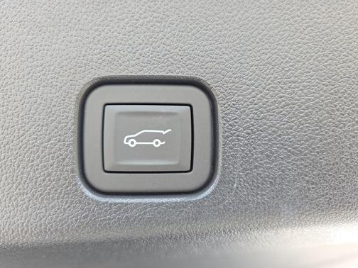 moonstone gray metallic 2026 Buick Enclave Avenir