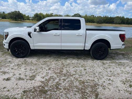 White Metallic 2024 Ford F-150 Platinum