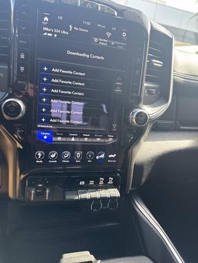 2020 RAM 3500 Laramie Crew Cab 4x4 8' Box