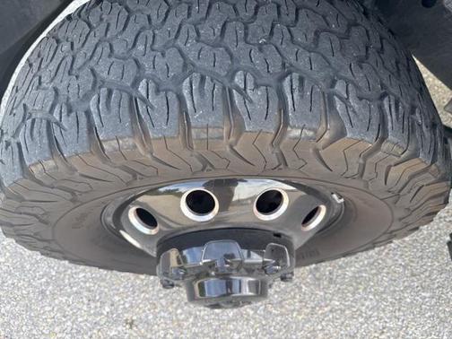 2020 RAM 3500 Laramie Crew Cab 4x4 8' Box