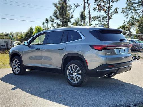 2025 Buick Enclave Preferred FWD