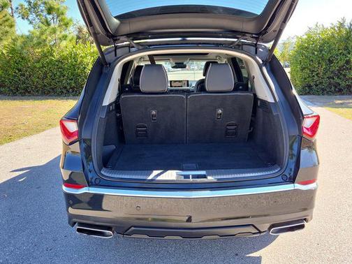 2022 Acura MDX Advance Package