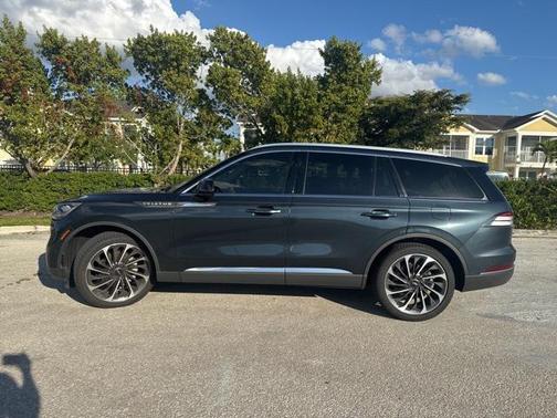 2023 Lincoln Aviator Reserve