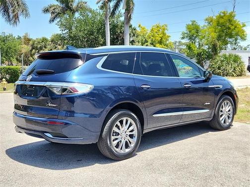 2023 Buick Enclave Avenir