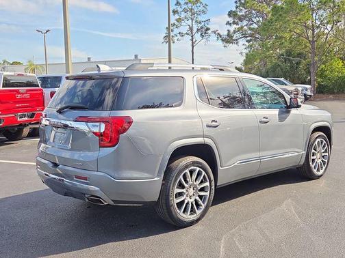 2020 GMC Acadia Denali