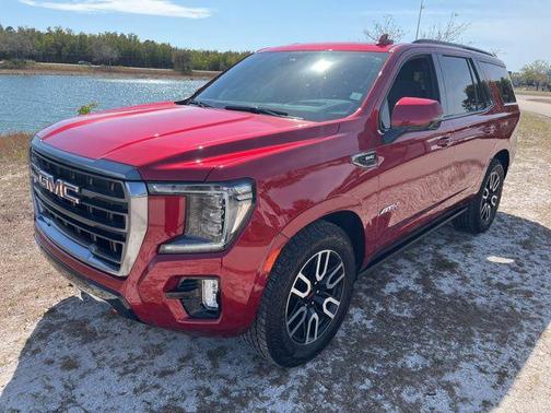 2024 GMC Yukon 4WD AT4