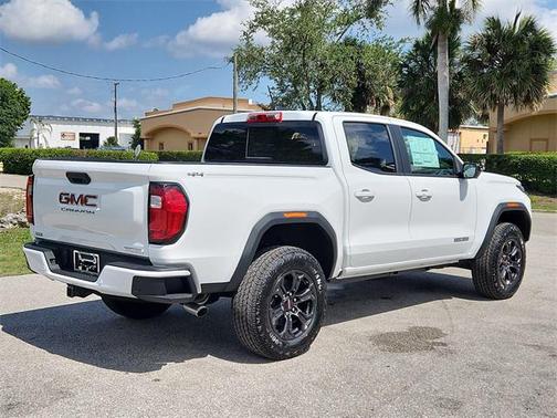 2025 GMC Canyon Elevation